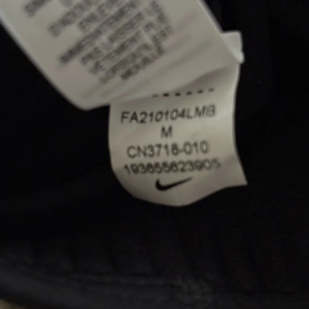 Nike Shape High-Support Sports Bra Medium - Picture 6 of 9
